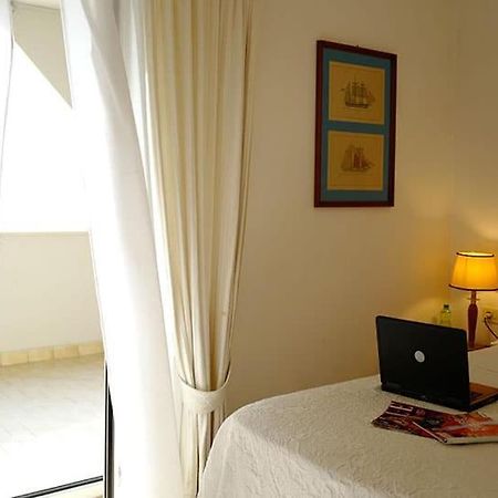 Hotel Lido Garda Anzio Ngoại thất bức ảnh